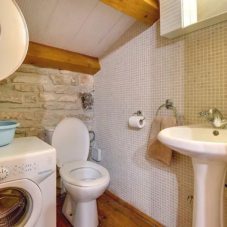 Holiday home Dani Svetvincenat